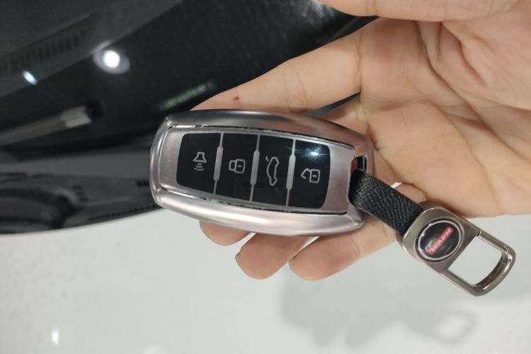 Haval M6 2018 car image #9