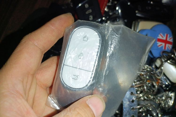 零跑汽车 零跑B10 2025 汽车图片 #9