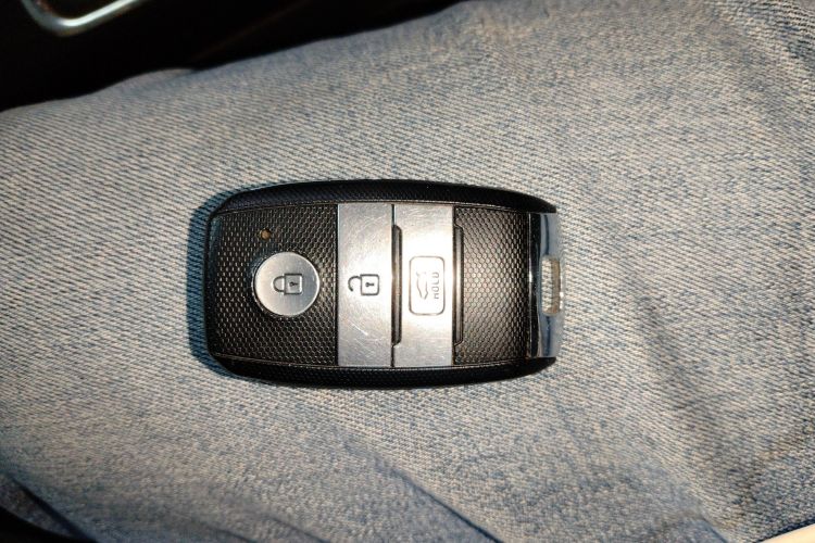 起亚 起亚K4 2016 汽车图片 #9