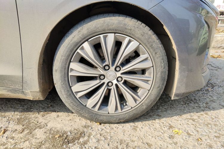 HongQi E-QM5 2023 immagine di auto #9