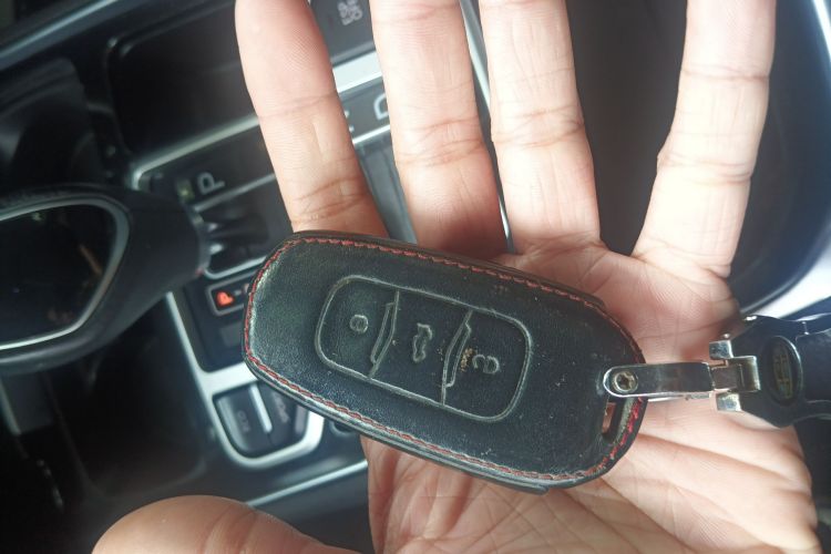 GEELY Ulion 2016 imagem de carro #9