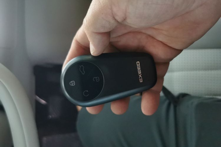 Exceed Stellar Era ET 2025 car image #9