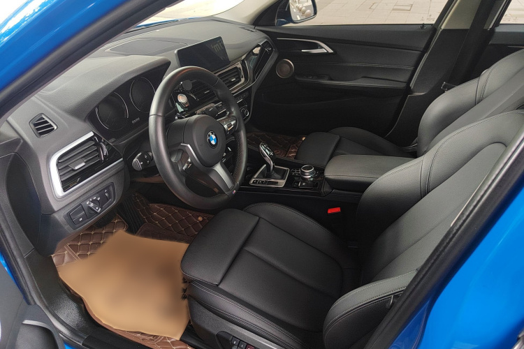 BMW 1 Series M 2021 car image #9