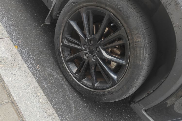 GEELY Tugella New Energy 2021 car image #9