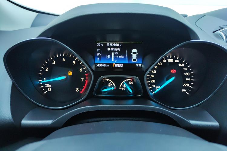 Ford Kuga 2017 car image #9