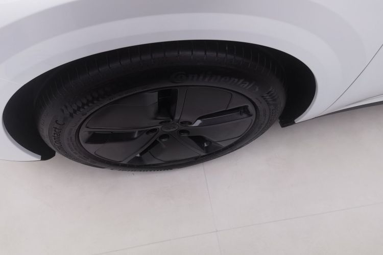 Li i8 2025 изображение автомобиля #9