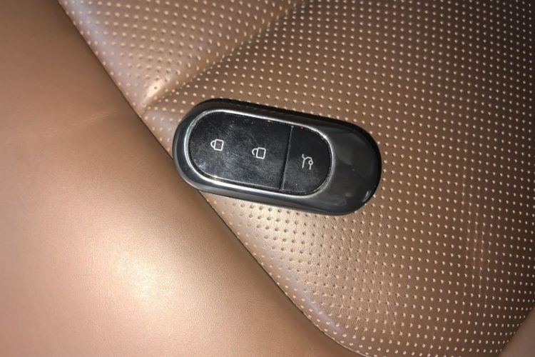 零跑汽车 零跑C01 2023 汽车图片 #9