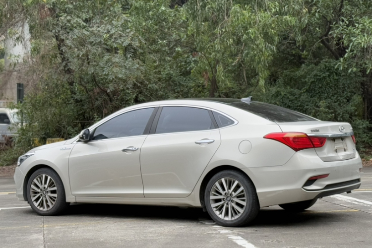 Hyundai Mistra 2018 #9 Hyundai Mistra 2018 car image #9