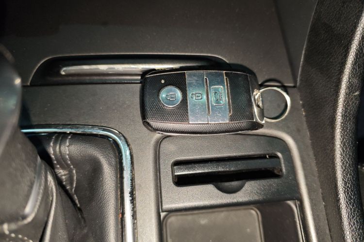 起亚 起亚K5新能源 2019 汽车图片 #9