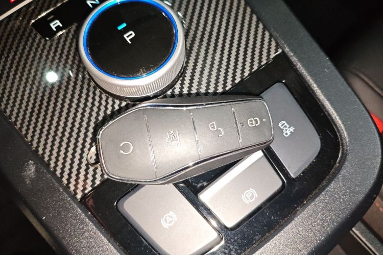 BYD e2 2021 #9 BYD e2 2021 imagen de coche #9