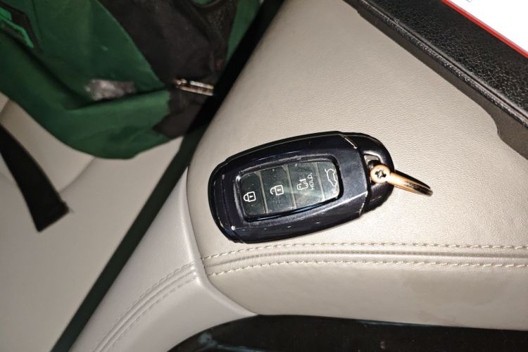 Hyundai Custo 2023 #9 Hyundai Custo 2023 car image #9