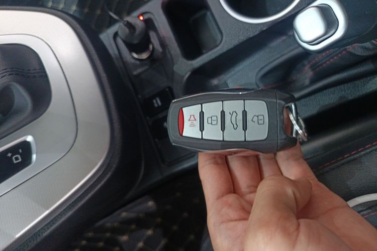 Haval M6 2020 #9 Haval M6 2020 car image #9