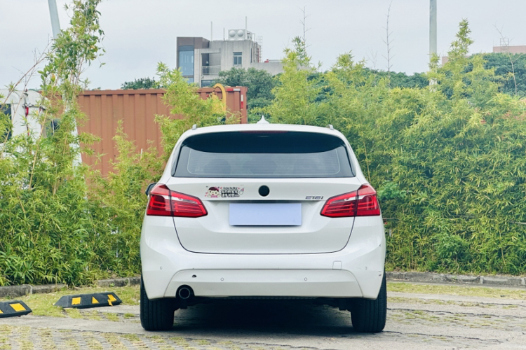 BMW 2 Series Tourer 2017 car image #9