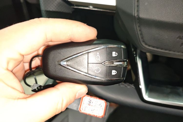 Changan EadoPHEV 2025 car image #9