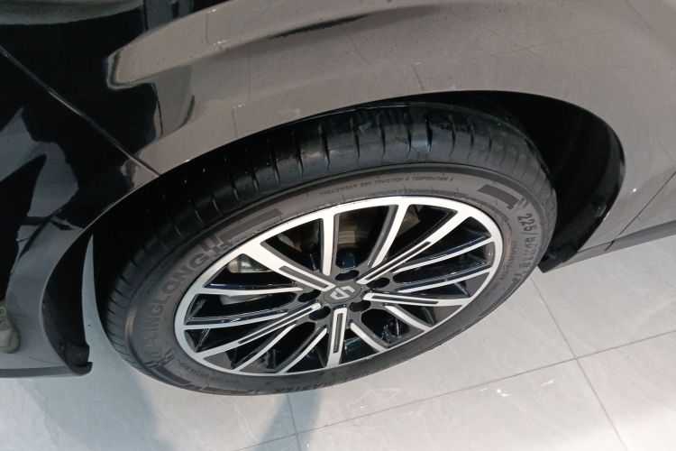 零跑汽车 零跑B10 2025 汽车图片 #9