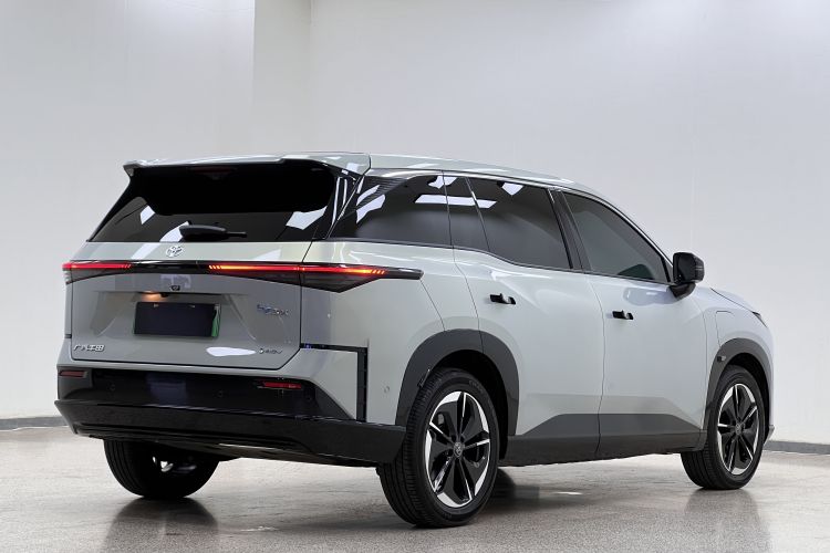 Toyota Bozhi 3X 2025 immagine di auto #9