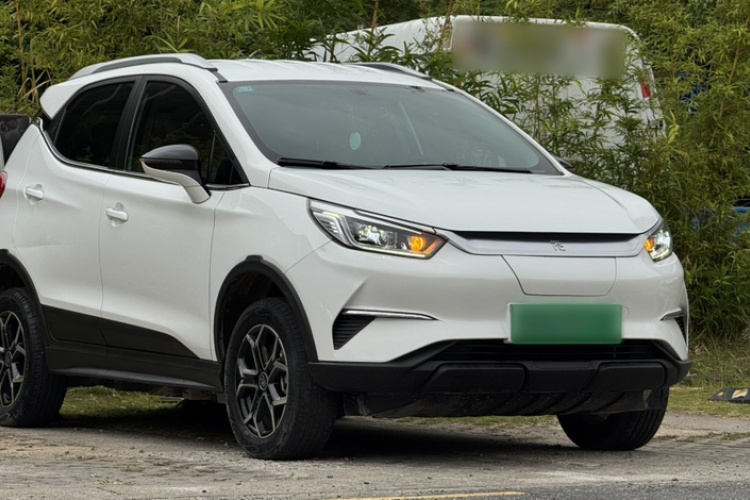BYD Yuan 2021 car image #9