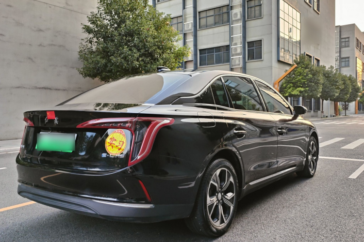 HongQi E-QM5 2024 immagine di auto #9