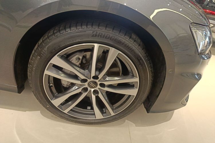 Audi A6 (Imported) 2023 #9 Audi A6 (Imported) 2023 car image #9