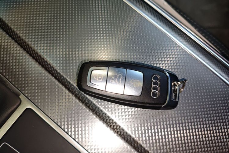 Audi A6 2021 image de voiture #9