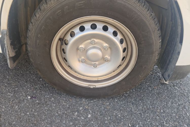 五菱汽车 五菱扬光电卡 2025 汽车图片 #9