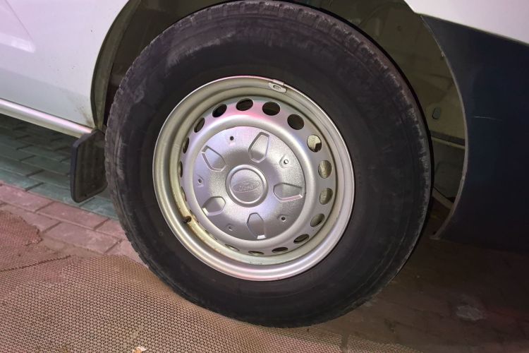 Ford E-Transit 2022 car image #9