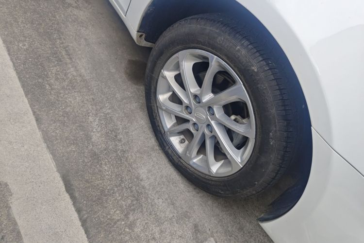 GEELY Emgrand 2021 #9 GEELY Emgrand 2021 car image #9