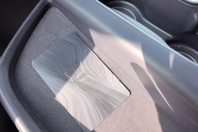 HongQi TianGong 05 2025 #9 HongQi TianGong 05 2025 car image #9