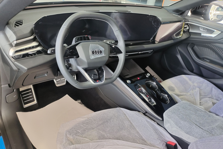 Audi SAIC Audi A5L #9 Audi SAIC Audi A5L car image #9