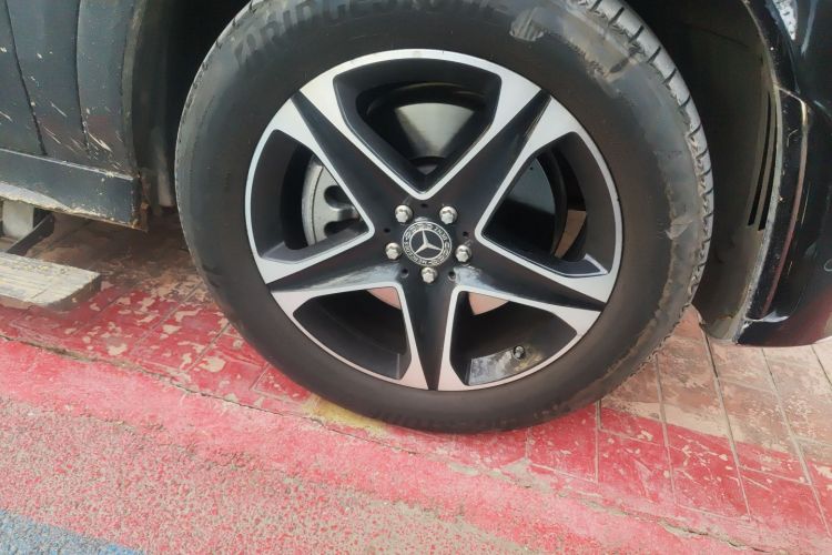 Mercedes-Benz GLE Class New Energy 2021 car image #9