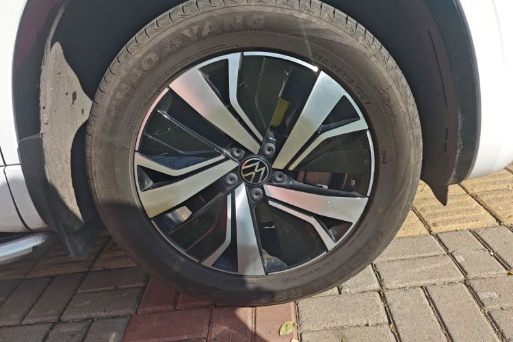 Volkswagen Tayron GTE 2021 #9 Volkswagen Tayron GTE 2021 car image #9