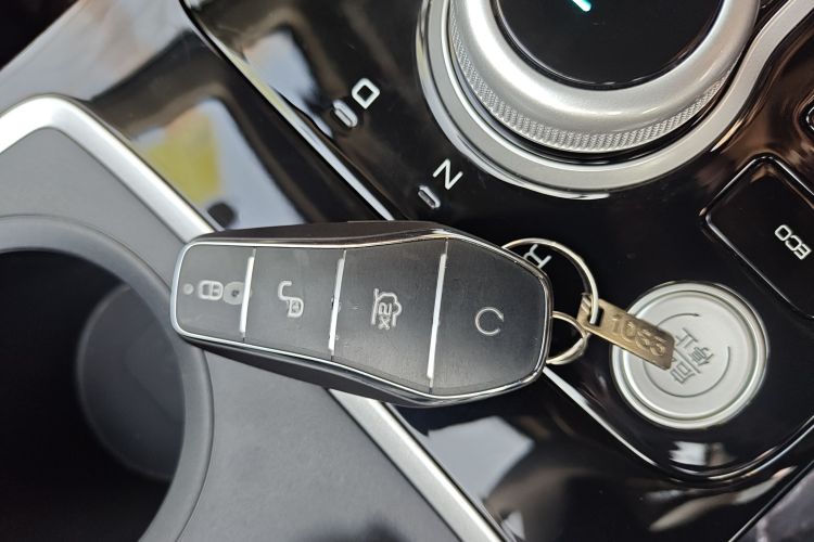 BYD Qin New Energy 2025 #9 BYD Qin New Energy 2025 car image #9