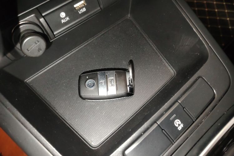 Kia Rio Cross 2018 صورة سيارة #9