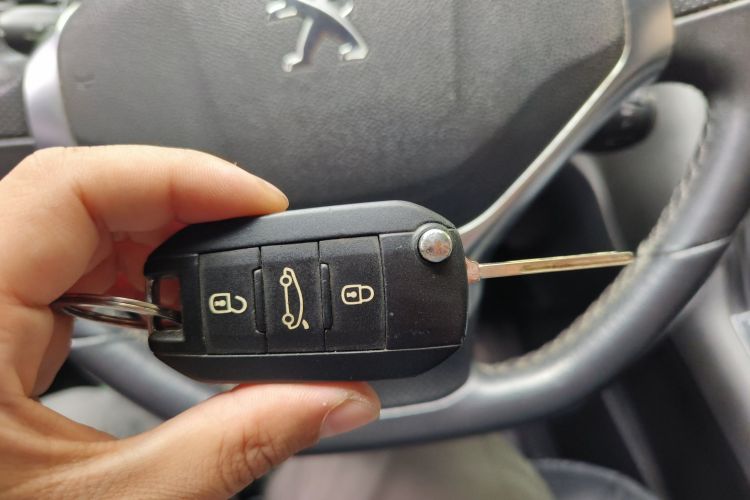 标致 标致3008 2015 汽车图片 #9