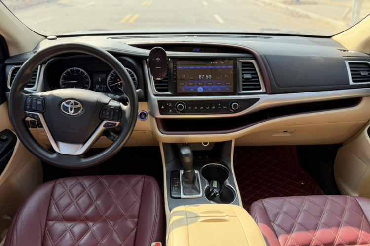 Toyota Highlander (Imported) 2016 car image #9
