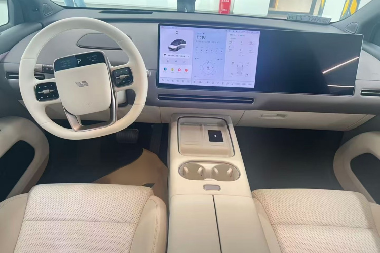 理想汽车 理想i6 汽车图片 #9