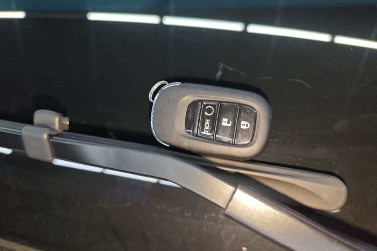 Honda HR-V 2024 изображение автомобиля #9