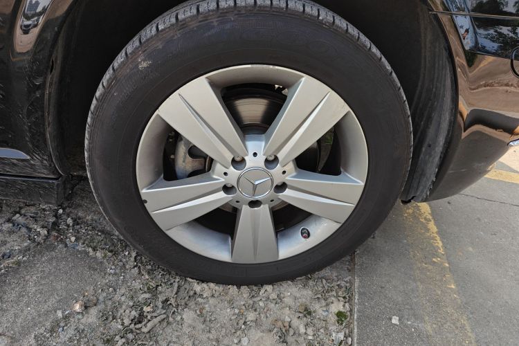 Mercedes-Benz Viano (Imported) 2015 car image #9