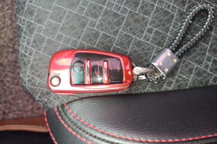 Kaiyi C3R 2015 car image #9