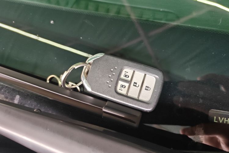 Honda Elysion 2018 car image #9