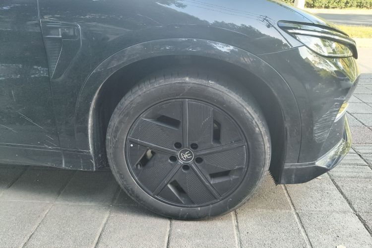 BYD SongL EV 2024 #9 BYD SongL EV 2024 car image #9