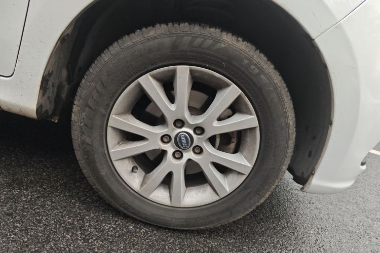 SWM X2 2022 imagen de coche #9