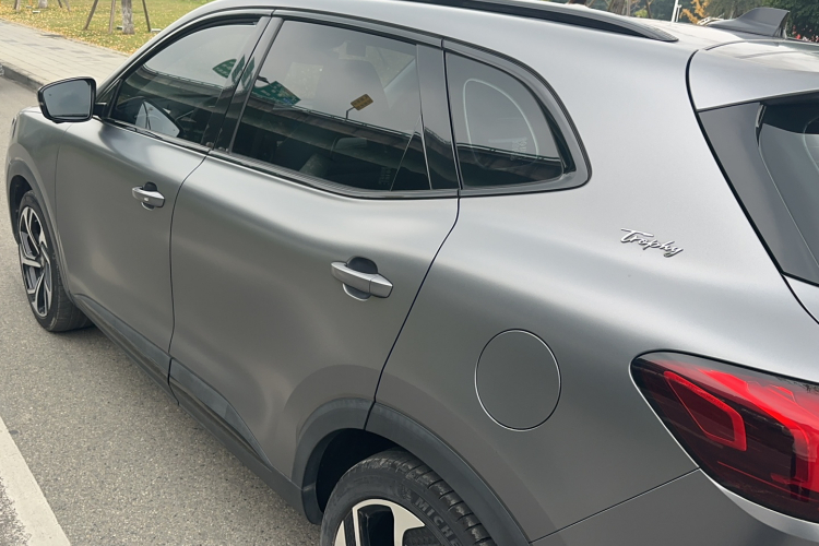 MG Pilot 2023 car image #9