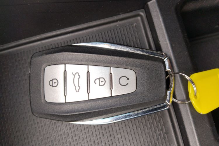 GEELY Binray 2024 car image #9