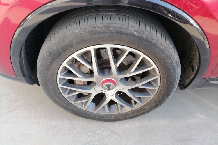 Denza X 2020 car image #9