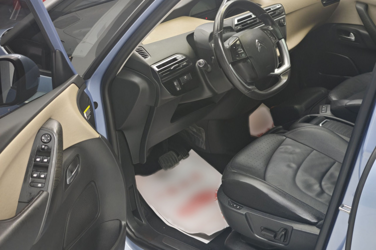 Citroen C4 PICASSO 2016 صورة سيارة #9