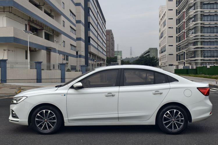 荣威 荣威i5 2019 汽车图片 #9