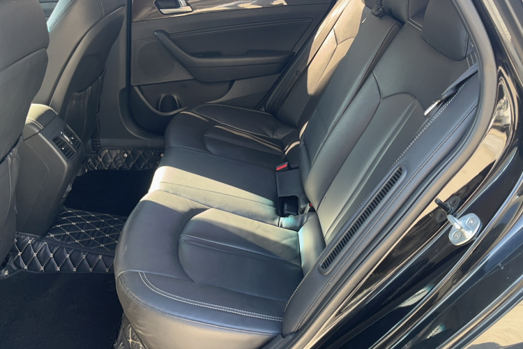 Hyundai Sonata PHEV 2020 car image #9