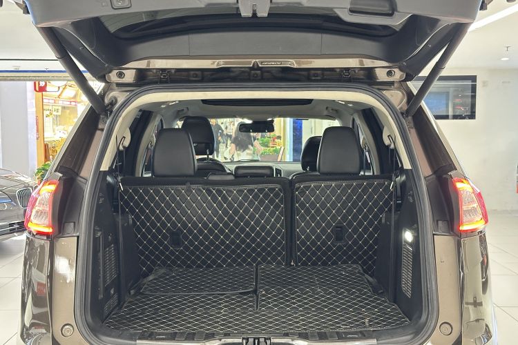 Ford Edge 2017 صورة سيارة #9