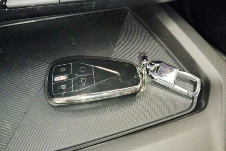 Changan X5 PLUS 2024 صورة سيارة #9